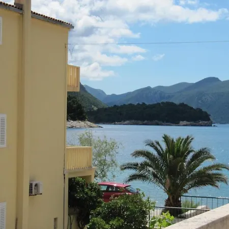 Jasenka Tatil Evi Trstenik (Dubrovnik-Neretva)
