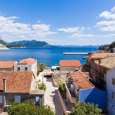 Jasenka * Trstenik (Dubrovnik-Neretva)